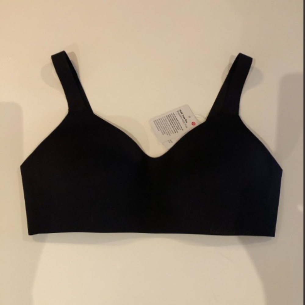 NWT Lululemon Hold True Sports Bra